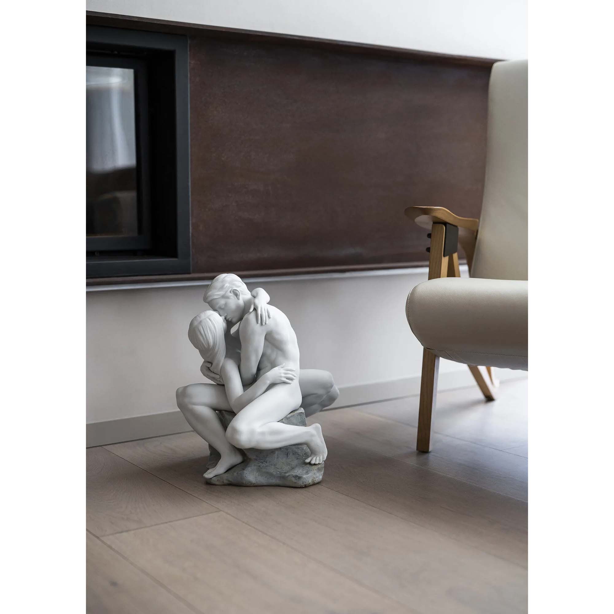 Passionate Kiss Couple Sculpture