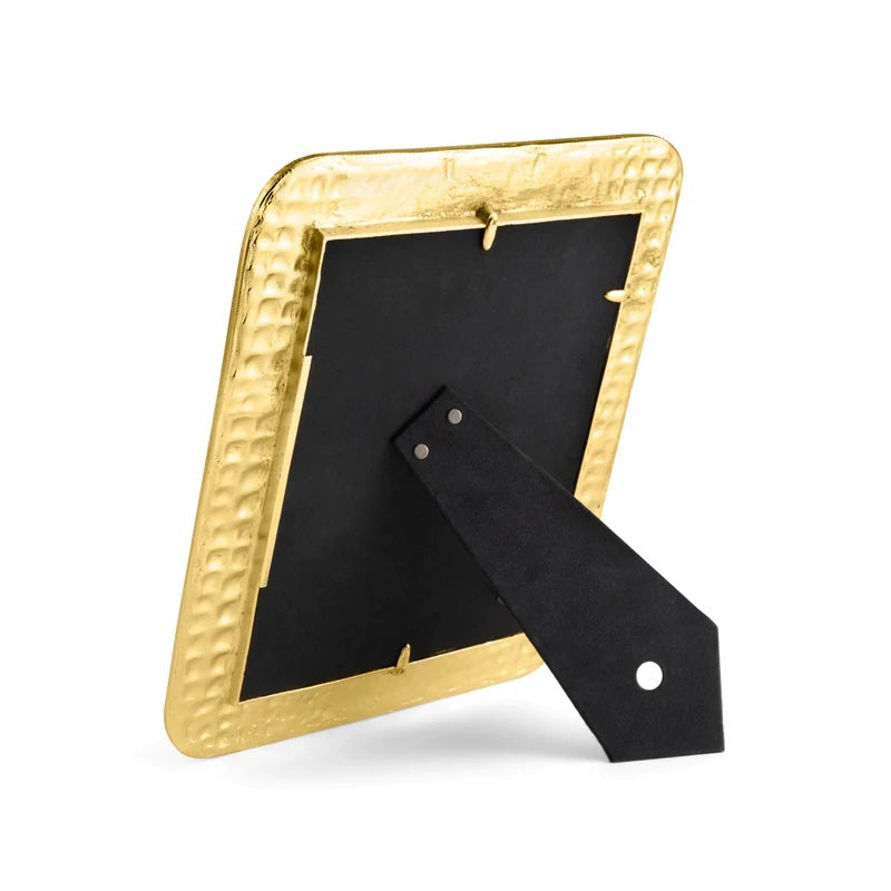 Safari Frame