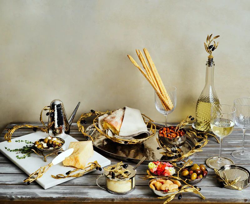 Olive Branch Condiment Container with Spoon